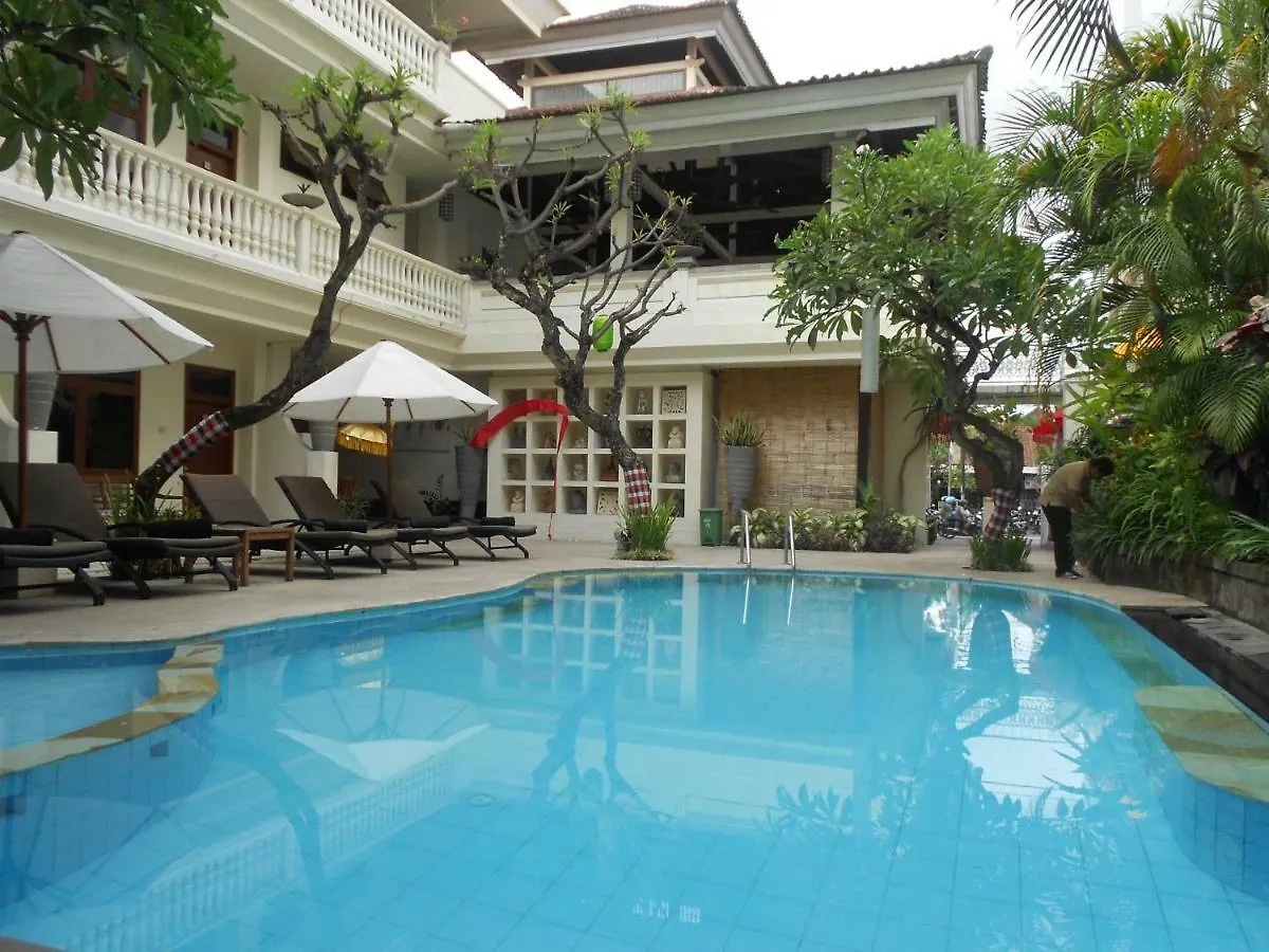 **  Capital O 93809 Wida Hotel Legian Indonésia